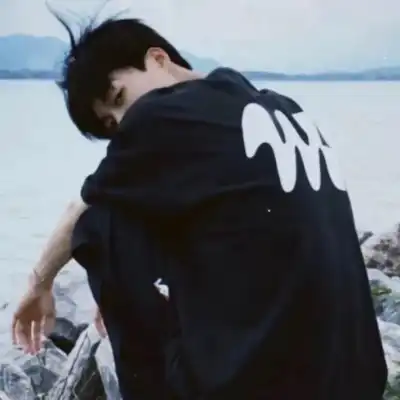 沈忆山
